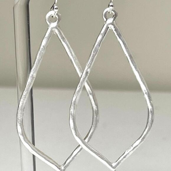 Earrings 2" Open Frame Dangle Drop Brushed Silver Hammered Molten Metal N15 - Picture 2 of 3